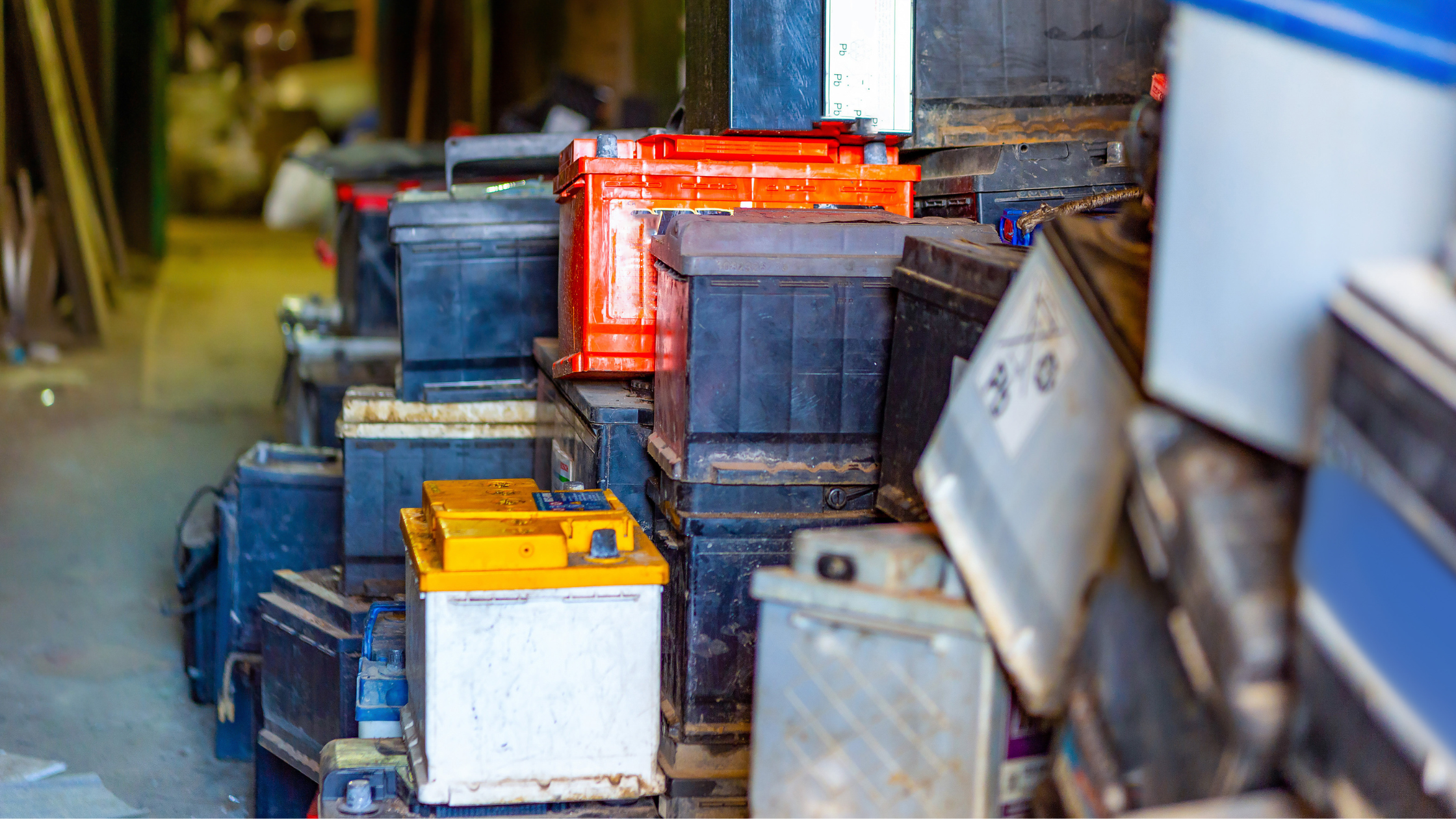 A Deep Dive into Lead vs. Lithium Battery Recycling
